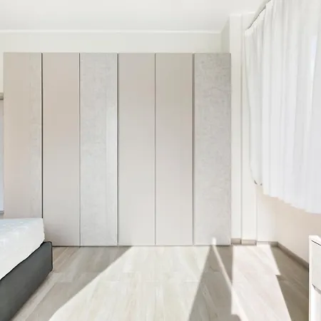 Grattacielo Ina Apartment Palermo
